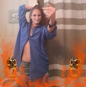 Meet your Posher, Elaine